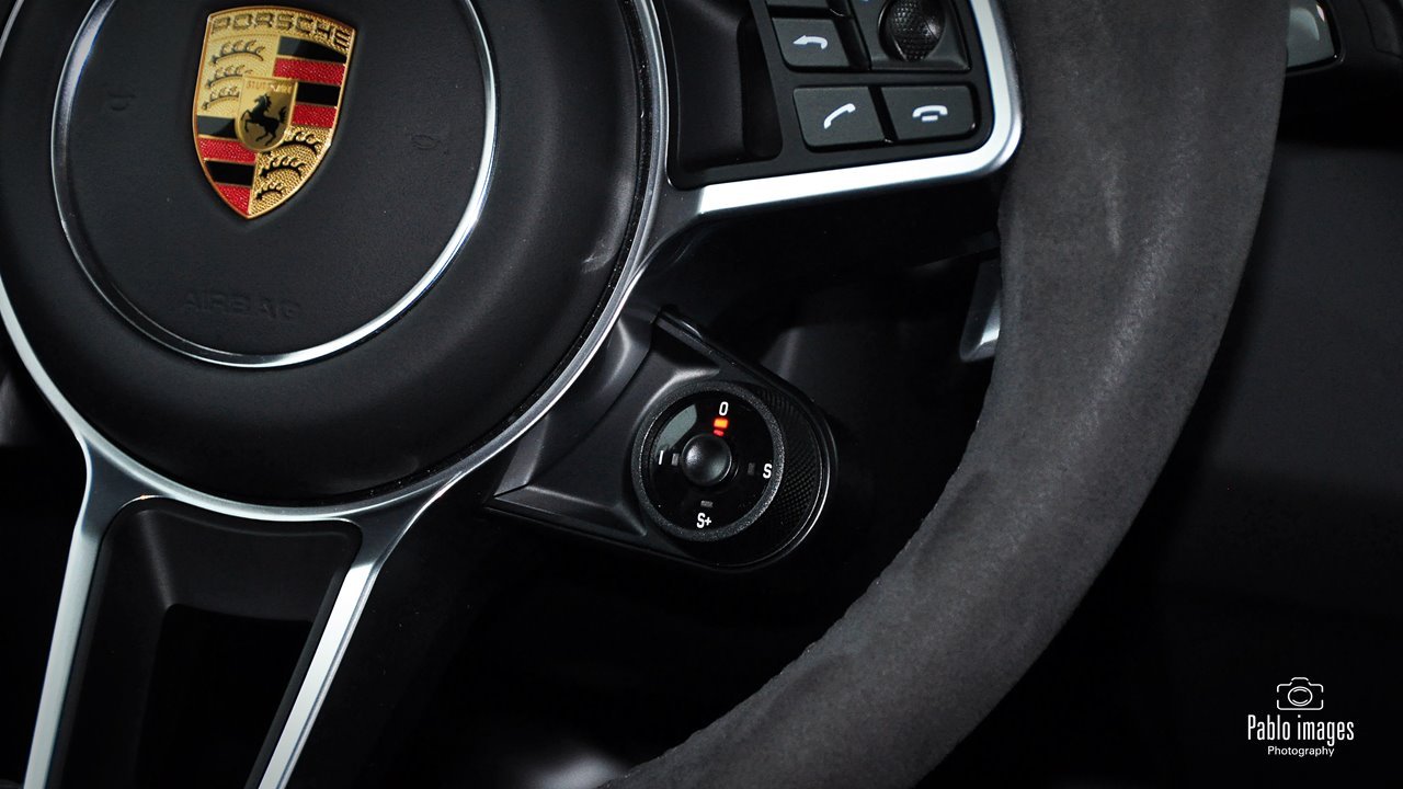 Honoris Causa. Porsche Cayenne GTS Coupe test