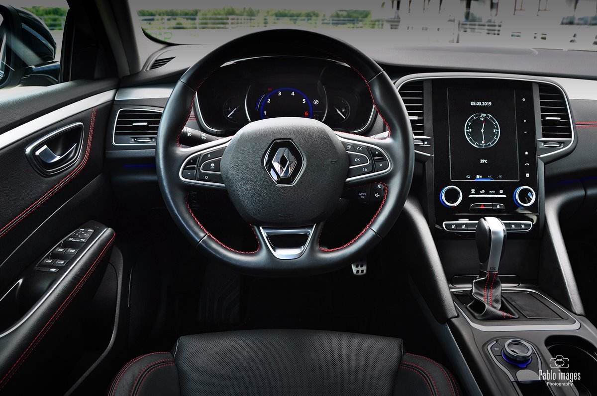 2019 Renault Talisman S-Edition Interior 