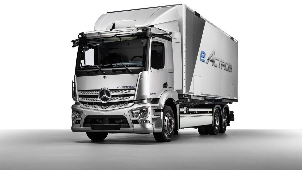 Mercedes Prezentuje Elektryczne Ciężarówki - Overdrive.com.pl - O Motoryzacji Z Innej Strony.