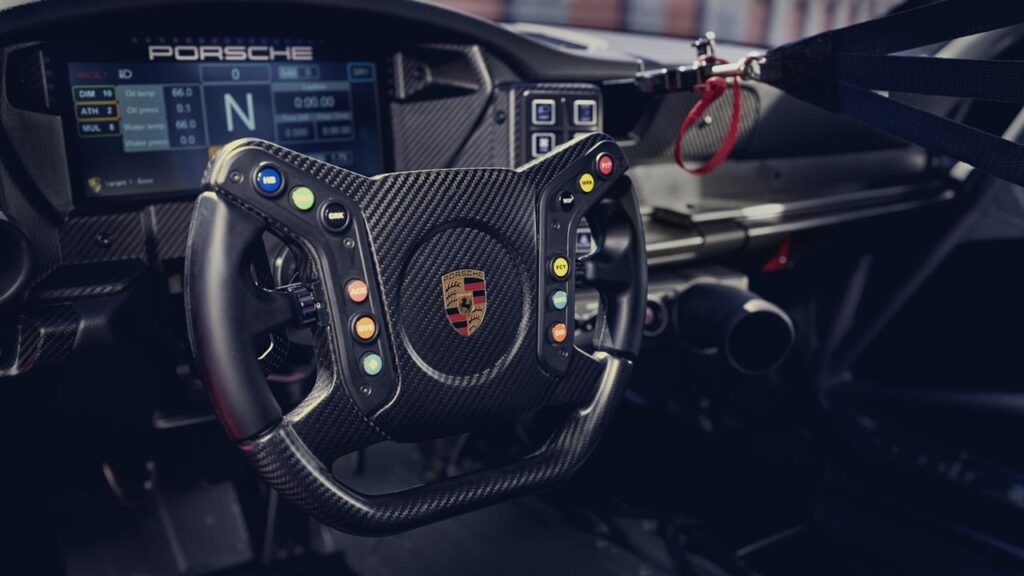 Nowe wyścigowe Porsche 911 GT3 Cup o