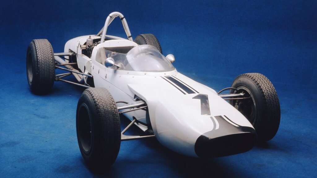 Samochód wyścigowy Formuły 3 - SKODA F3, Typ 992 z 1964 r.