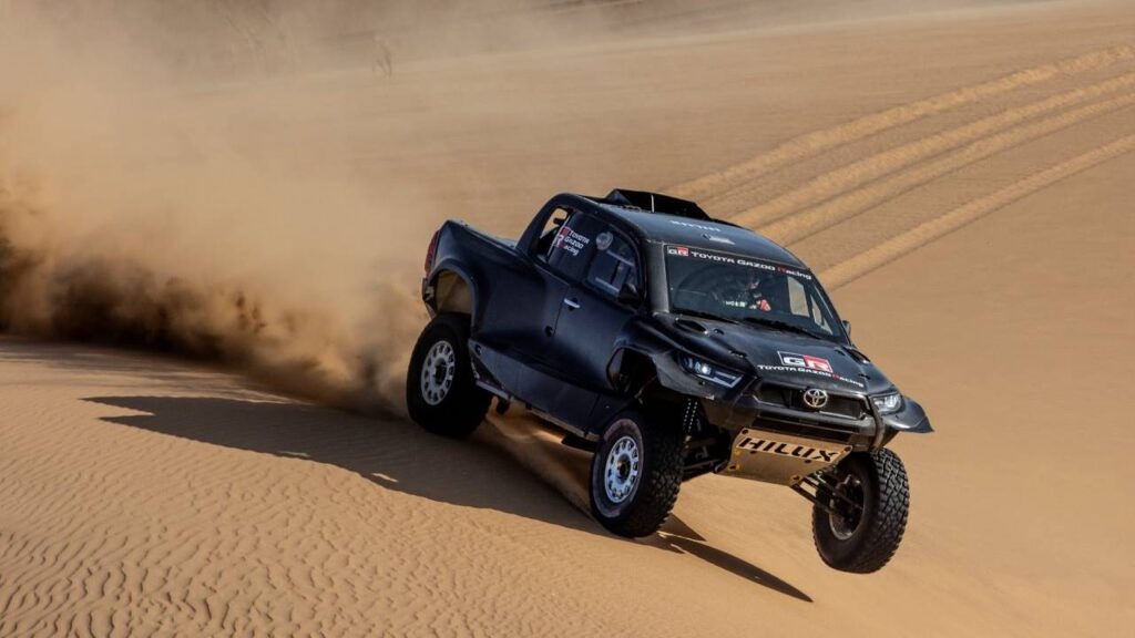 Nowa, wyczynowa Toyota GR DKR Hilux T1+ na Dakar 2022