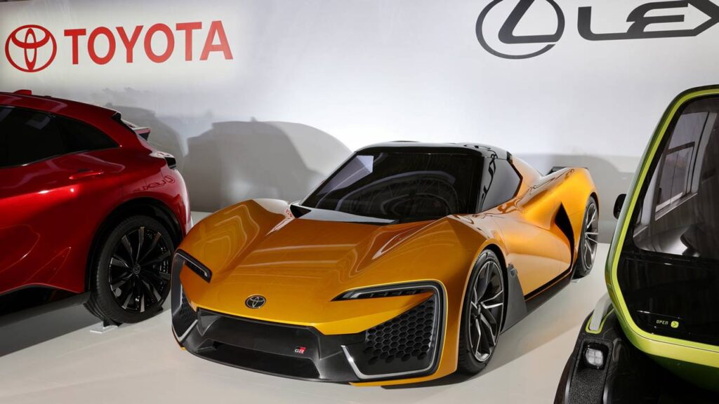 Toyota: 30 elektrycznych modeli do 2030 r.
