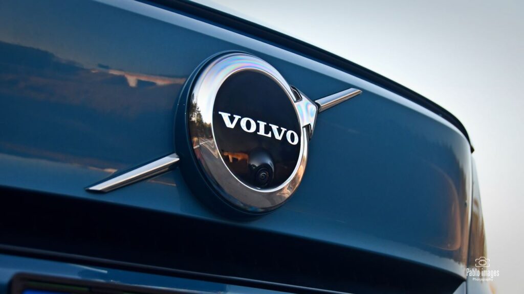 Volvo C40 P8 AWD