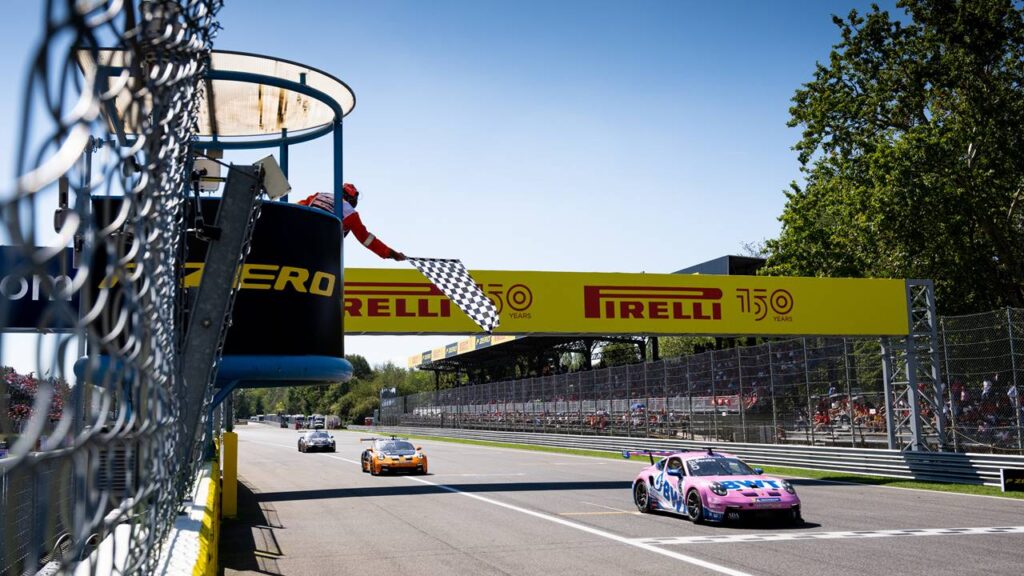 Porsche 911 GT3 Cup, Dylan Pereira (L), BWT Lechner Racing (#5), Porsche Mobil 1 Supercup 2022, Monza (I)