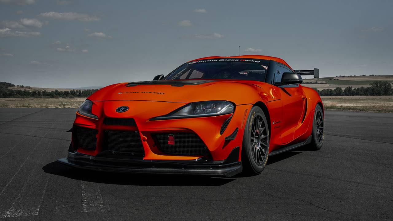 Wyścigowa Toyota GR Supra GT4 Evo na sezon 2023